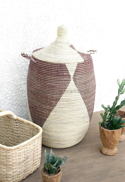 Handmade Laundry Basket (XL) in ivory & dark brown / Laundry Hamper - modecorarts