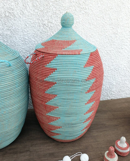 Handmade Laundry Basket (XL) in turquoise & red / Laundry Hamper - modecorarts