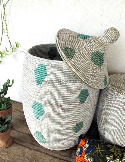 Handmade Laundry Basket (XL) in white with green pattern / Laundry hamper - modecorarts