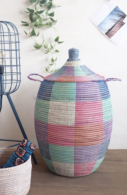 Laundry Basket in Checked Pattern (XL) / Decorative Basket - modecorarts